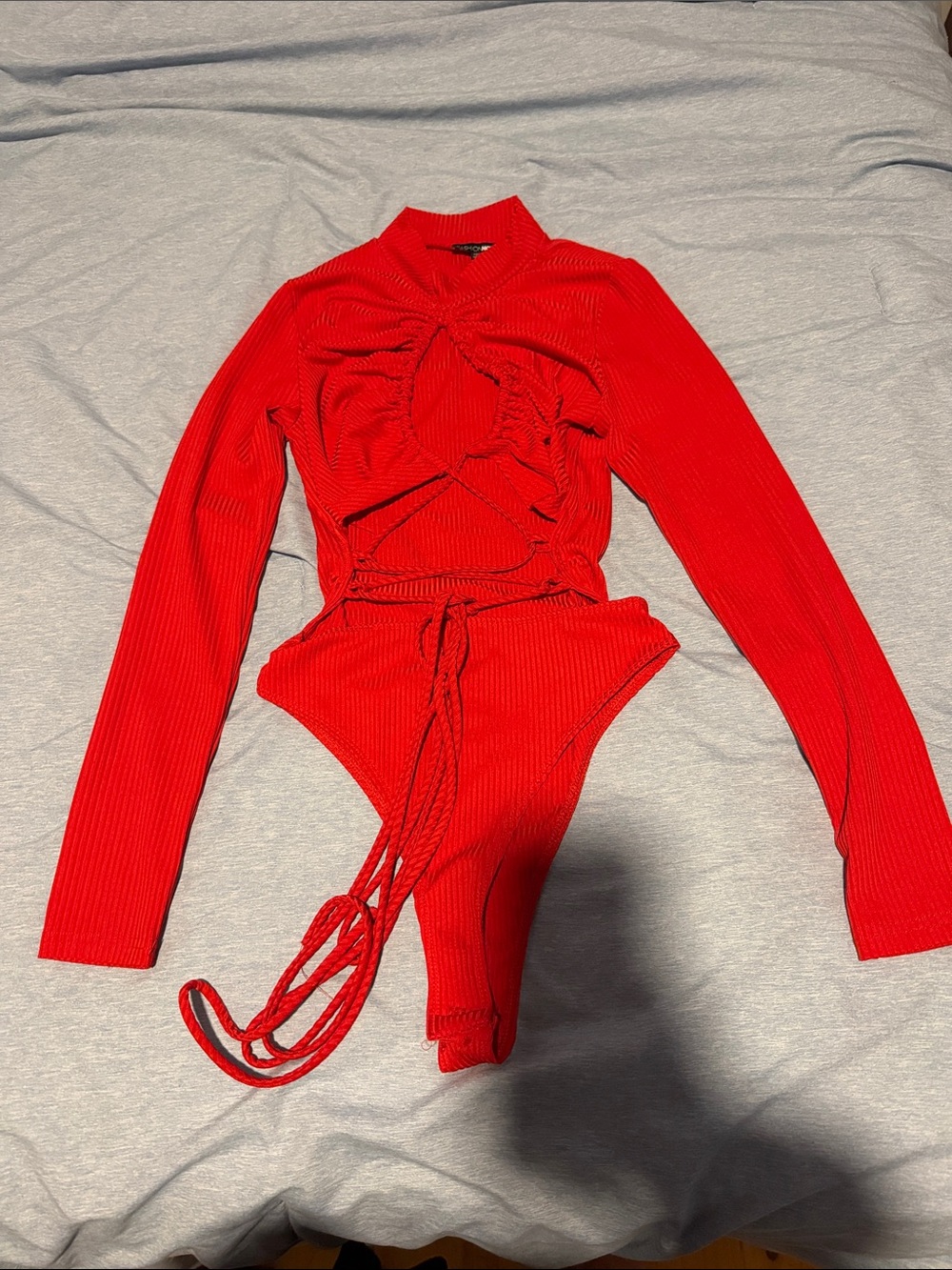 Fashion Nova Red Ribbed Long Sleeve Tie-Front Bodysuit